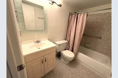 1019 Newport G, Deerfield Beach, FL 33442 - Photo 9
