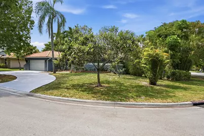 9033 NW 47th Court, Coral Springs, FL 33067 - Photo 7