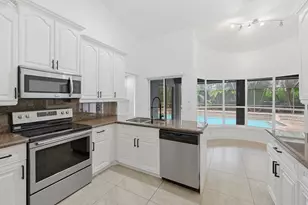 9033 NW 47th Ct, Coral Springs, FL 33067 - Photo 5