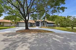 9033 NW 47th Ct, Coral Springs, FL 33067 - Photo 7