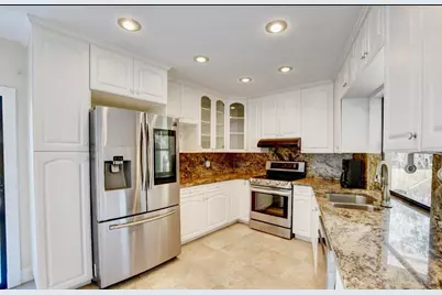 17768 Maplewood Drive, Boca Raton, FL 33487 - Photo 21