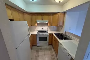 1500 SE Royal Green Cir, Port Saint Lucie, FL 34952 - Photo 11