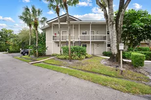 11863 Wimbledon Circle, Wellington, FL 33414 - Photo 13