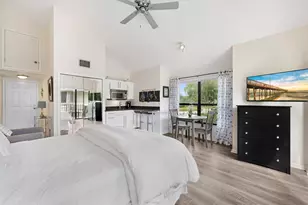 11863 Wimbledon Circle, Wellington, FL 33414 - Photo 3
