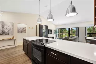 11863 Wimbledon Circle, Wellington, FL 33414 - Photo 9
