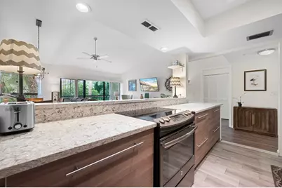 11863 Wimbledon Circle #542, Wellington, FL 33414 - Photo 5