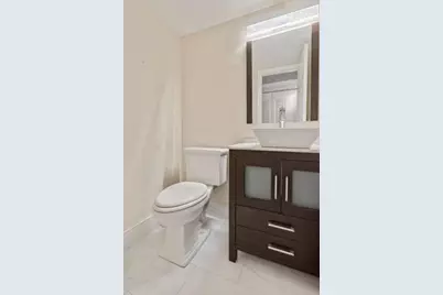 4028 Berkshire #B, Deerfield Beach, FL 33442 - Photo 25