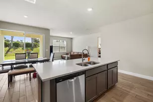8588 Dahlia Cir, Port Saint Lucie, FL 34986 - Photo 25