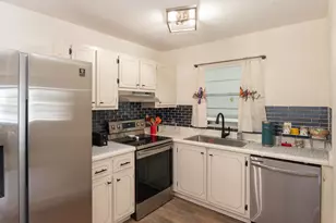 401 N J St, Lake Worth Beach, FL 33460 - Photo 5