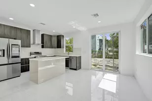 1213 W Las Olas Blvd, Fort Lauderdale, FL 33312 - Photo 1
