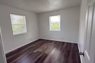 1021 Henrietta Ave, West Palm Beach, FL 33401 - Photo 5