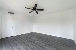 471 Kirk Rd, West Palm Beach, FL 33406 - Photo 19