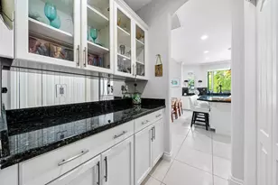 6990 Cypress Cove Cir, Jupiter, FL 33458 - Photo 5