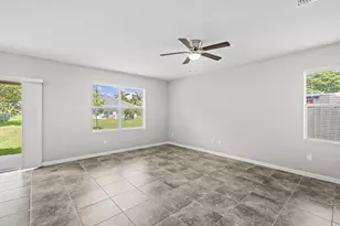 2538 SE Rock Springs Dr, Port Saint Lucie, FL 34952 - Photo 27
