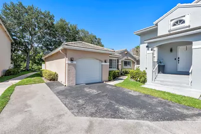 9800 NW 9th Court, Plantation, FL 33324 - Photo 3