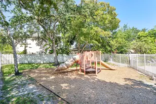 9800 NW 9th Ct, Plantation, FL 33324 - Photo 39