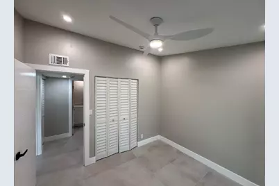 15449 Lakes Of Delray Boulevard, Delray Beach, FL 33484 - Photo 9