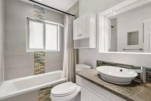 330 SE 10th St, Pompano Beach, FL 33060 - Photo 11