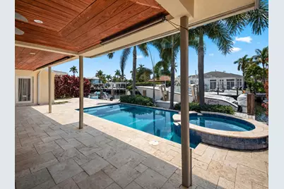 330 SE 10th Street, Pompano Beach, FL 33060 - Photo 13