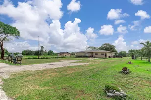 1009 NE 18th St, Belle Glade, FL 33430 - Photo 39