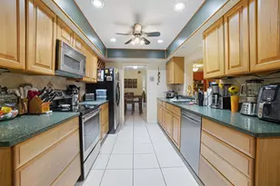 1009 NE 18th St, Belle Glade, FL 33430 - Photo 3