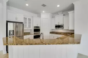 119 Steeple Cir, Jupiter, FL 33458 - Photo 11