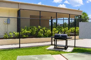 9355 SW 8th St, Boca Raton, FL 33428 - Photo 7