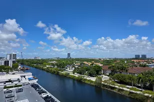 3701 N Country Club Dr, Aventura, FL 33180 - Photo 3