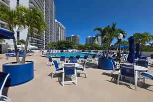 3701 N Country Club Dr, Aventura, FL 33180 - Photo 9