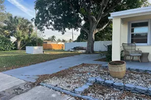 1202 S M St, Lake Worth, FL 33460 - Photo 5