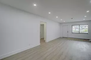 2155 NE 56th Ct, Fort Lauderdale, FL 33308 - Photo 9