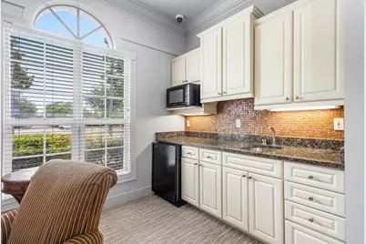 2012 Alta Meadows Lane #111, Delray Beach, FL 33444 - Photo 37