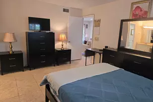 177 Lake Dora Dr, West Palm Beach, FL 33411 - Photo 15