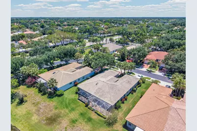 9532 N Crescent View Dr Drive N, Boynton Beach, FL 33437 - Photo 37