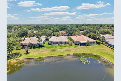 9532 N Crescent View Dr Drive N, Boynton Beach, FL 33437 - Photo 37