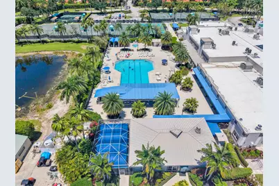 9532 N Crescent View Dr Drive N, Boynton Beach, FL 33437 - Photo 41