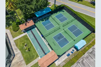 9532 N Crescent View Dr Drive N, Boynton Beach, FL 33437 - Photo 47