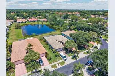 9532 N Crescent View Dr Drive N, Boynton Beach, FL 33437 - Photo 49