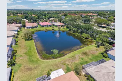 9532 N Crescent View Dr Drive N, Boynton Beach, FL 33437 - Photo 35