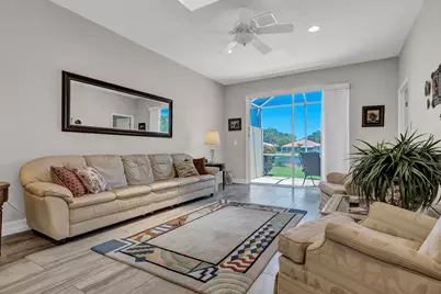 9532 N Crescent View Dr Drive N, Boynton Beach, FL 33437 - Photo 15
