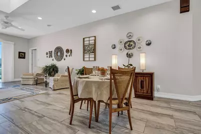 9532 N Crescent View Dr Drive N, Boynton Beach, FL 33437 - Photo 19