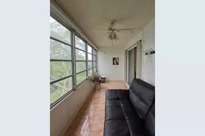 4023 Newport H, Deerfield Beach, FL 33442 - Photo 11