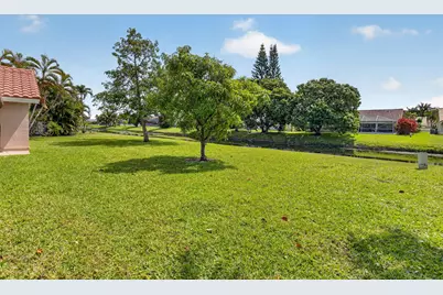 9720 Majestic Way, Boynton Beach, FL 33437 - Photo 45