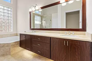 10653 St Thomas Dr, Boca Raton, FL 33498 - Photo 23