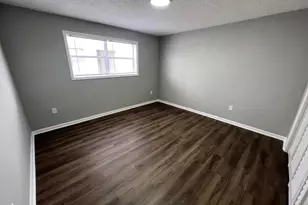 2561 NW 135th St, Opa Locka, FL 33167 - Photo 13