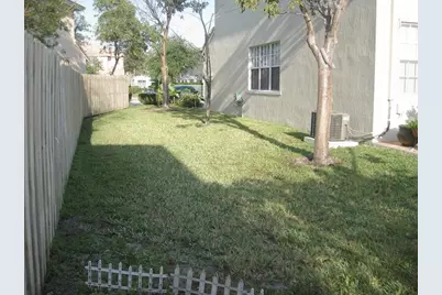 4070 NW 91st Terrace, Sunrise, FL 33351 - Photo 23