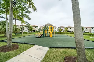 2004 Sugar Maple Dr, Palm Beach Gardens, FL 33410 - Photo 23
