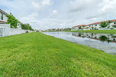 2004 Sugar Maple Drive, Palm Beach Gardens, FL 33410 - Photo 17