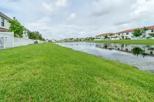 2004 Sugar Maple Dr, Palm Beach Gardens, FL 33410 - Photo 17