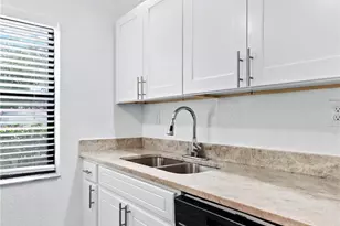 11632 NW 26th Ct, Coral Springs, FL 33065 - Photo 5